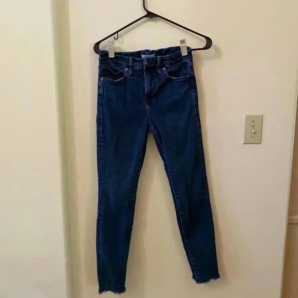GOOD AMERICAN GOOD LEGS SKINNY JEANS WITH RAW HEM DARK BLUE JEANS SIZE 2/26 - Picture 5 of 5